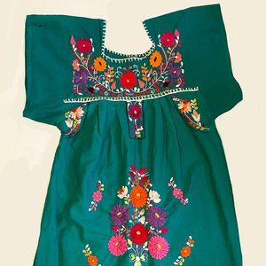 traditional Mexican dress